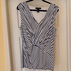 White House Black Market Black and White Top